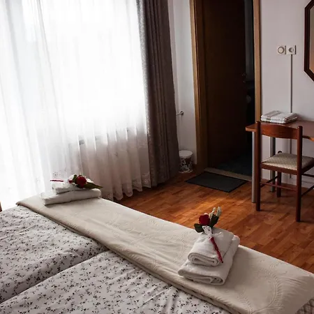 Guest house Kapelj 3*