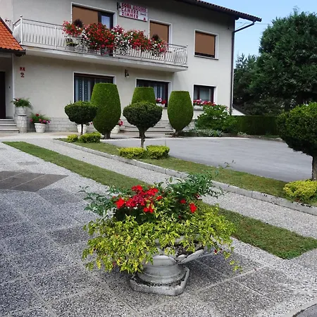 Guest house Kapelj Postojna