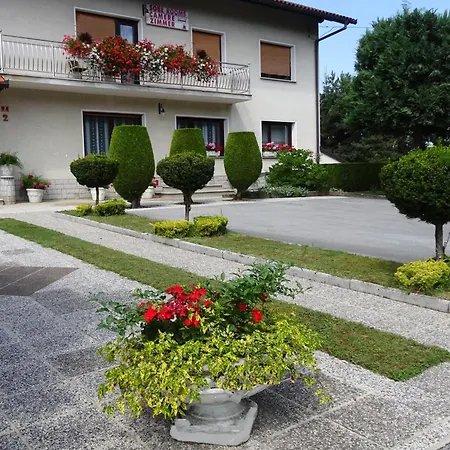 Kapelj Maison d'hôtes Postojna