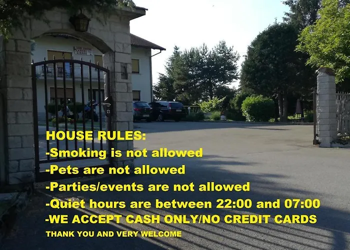 Konukevi Kapelj Postojna