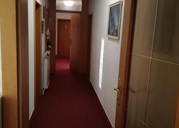 Konukevi Kapelj Postojna