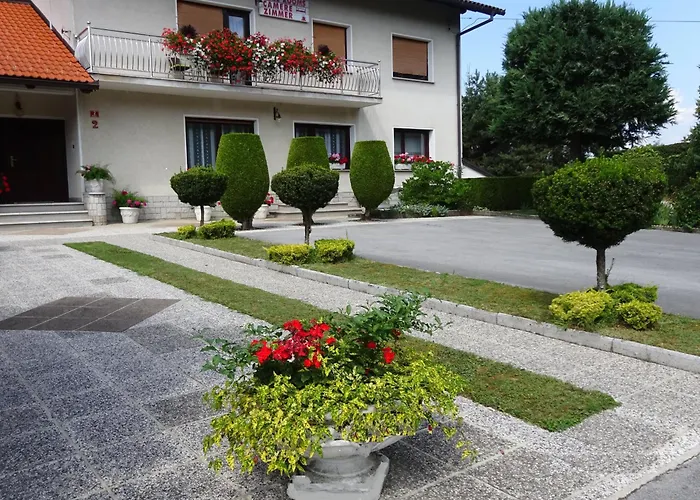 Kapelj Konukevi Postojna